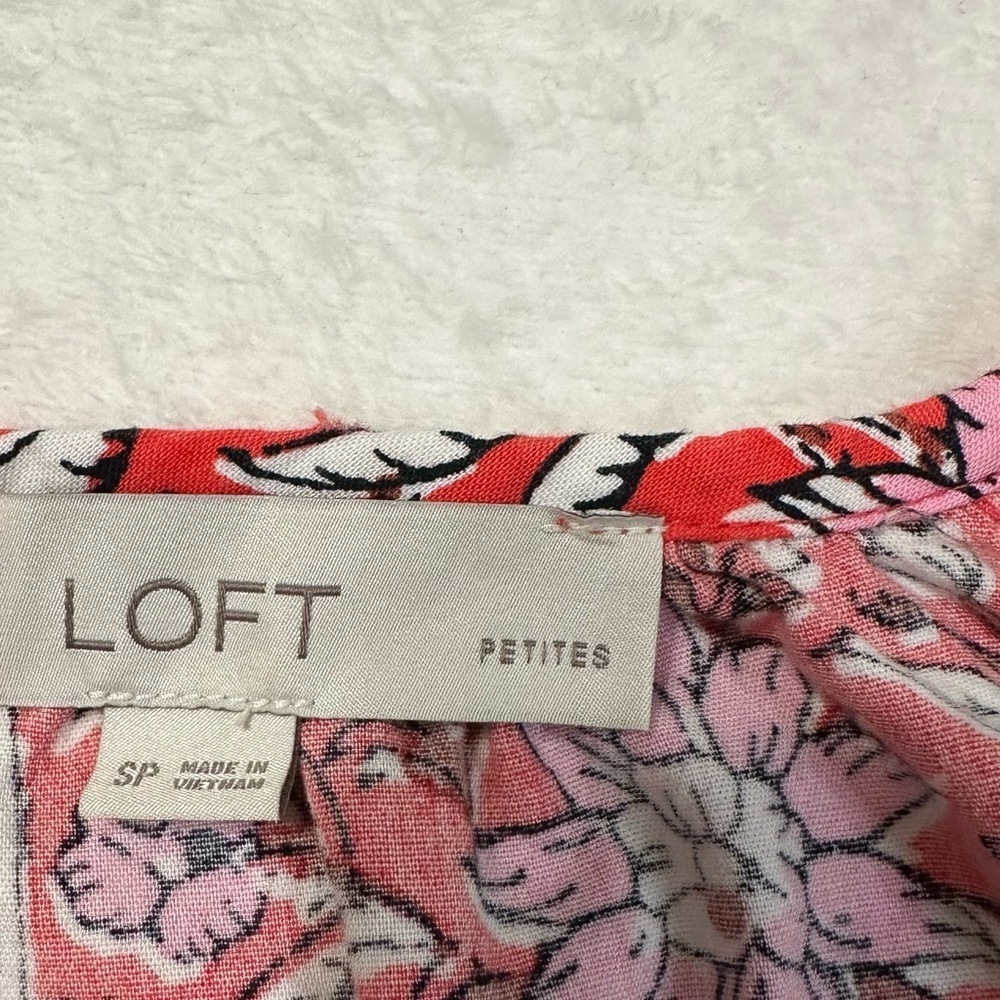 LOFT Red and White Boho Preppy Floral Tiered Ruffled Midi Dress with V-Neck - Picture 13 of 14